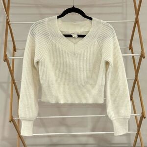 Cozy Cream V-Neck Cropped Sweater